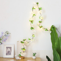 Guirnalda de Luces Decorativas con Hojas Verdes y Flores de Cerezo para el Hogar, Bodas y Decoración de Festivales