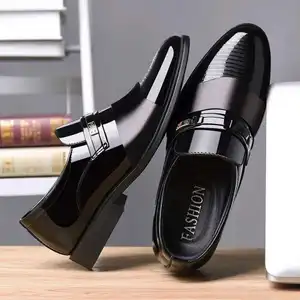 Sepatu pantofel kulit Oxford pria, sneaker Dress kasual bisnis nyaman untuk lelaki