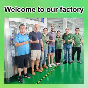 Entièrement automatique 883 Mono bloc Pet laveuse remplisseur capsuleuse petite échelle potable Sachet et <span class=keywords><strong>bouteille</strong></span> d'eau Machine - Product Image 4