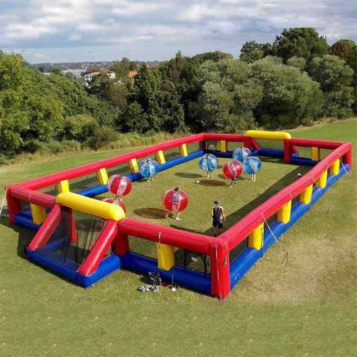 Campo de fútbol inflable personalizado