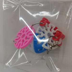 Hot Selling Plastic Vogel Speelgoed Variaties Vruchten Kleurrijke Cirkelvormige Vormen Interactief Zelfvermakelijk Speelgoed Voor Honden Willekeurig - Product Image 4