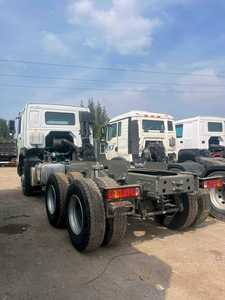 Camion tracteur HOWO 6x4 à prix abordable, 371 CV, poids lourd, 371 375 380 CV, camion tracteur Howo à vendre - Product Image 4