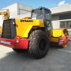 DYNAPAC CA301D Rodillo Compactador de Carreteras Usado de Alta Calidad con Envío Gratuito, Precio Bajo, Rodillo de Un Solo Tambor con Neumático, con EPA y CE en Stock - Product Image 4