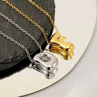 Collar Clásico de Acero Inoxidable con Colgante de Letra Burbuja Inglesa de 26 Letras en Oro de 18k