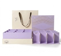 Boîte d'emballage personnalisée de luxe recyclable pour dattes, bonbons et chocolats avec poignée en corde de coton, logo estampé or, boîte cadeau en carton