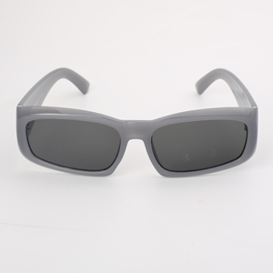 Gafas de Sol Unisex SP10332 con Protección UV400, Montura Completa y Diseño Moderno para Uso en Exteriores - Product Image 3
