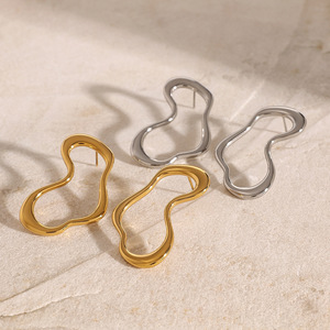 Pendientes de aro irregulares de acero inoxidable chapado en oro de 18 quilates, huecos, geométricos, joyería de moda para mujer. - Product Image 4