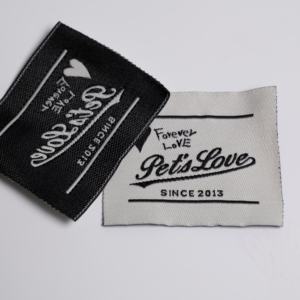 Étiquettes de cou en tissu personnalisées tissées pour le logo de marque de vêtements pour pantalons et robes - Product Image 5