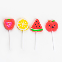 Bonbons en bâtonnets de guimauve multicolores aux saveurs fruitées pomme, pastèque et fraise - Offre Spéciale