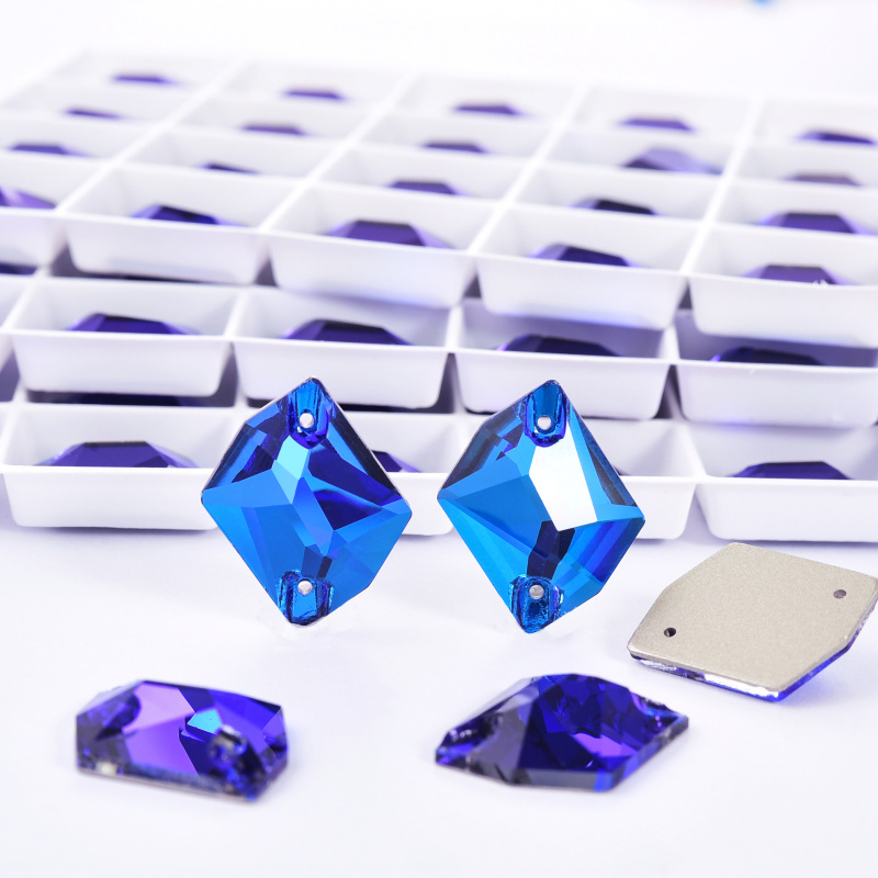 243 Bleu Capri