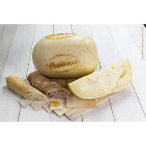 Fromage de bufflonne affiné Costanzo 500 g, emballé sous vide pour contact alimentaire - Product Image 1
