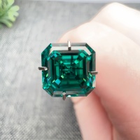 Moissanite de laboratoire de haute qualité, taille Asscher, couleur vert émeraude, clarté VVS, 0,5 à 3,0 carats, pierre lâche, effet de jeu de couleurs/feu, troisième qualité