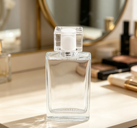 Flacon pulvérisateur rectangulaire transparent en verre de 100 ml avec bouchon à vis vide pour parfum