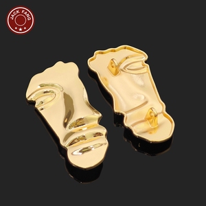 Botones Metálicos Personalizados de Fábrica, Botones con Forma Irregular, Estrella de Mar con Logotipo Grabado, Botones Metálicos Personalizados para Accesorios de Ropa - Product Image 5