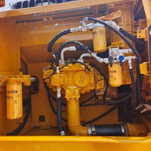 حفارات كاتربيلر 324 أمريكية مستعملة بحالة جيدة، 24 طن، بسعر منخفض، مستعملة - Product Image 2