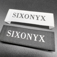 Étiquettes en silicone 3D personnalisées de haute qualité Étiquettes de vêtements Étiquettes lavables douces pour vêtements Pantalons Robes Sacs