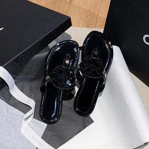 Ciabatte da donna con plateau All-Match infradito da spiaggia con borchie con <span class=keywords><strong>sandali</strong></span> in PU cavi - Product Image 6