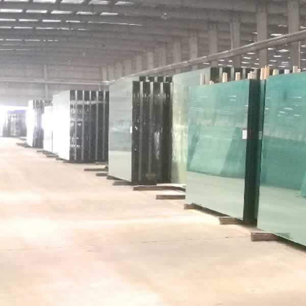 Construction Materials Flat Super White Glass for Roof Panel