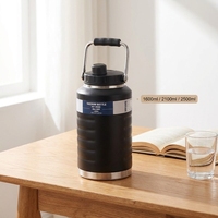 Bouteille d'eau isotherme en acier inoxydable grande capacité, modèle Big Belly, 1600ml, 2100ml, 2500ml avec corde