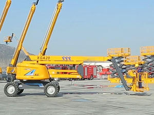 Máquina de plataforma <span class=keywords><strong>a</strong></span>érea móvil XGA20, 20m, de fábrica oficial, utilizada, <span class=keywords><strong>a</strong></span> un <span class=keywords><strong>buen</strong></span> <span class=keywords><strong>precio</strong></span> - Product Image 4