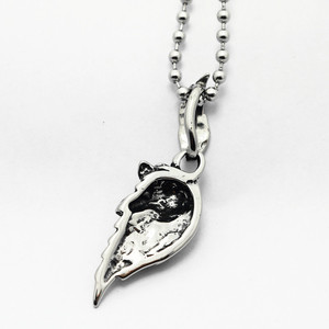 Collar con colgante de pluma de acero inoxidable yunnique con engaste pavé para regalo - Product Image 1