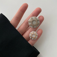 Kancing logam bulu baru musim dingin 2025 18mm 23mm 25mm kancing mewah emas untuk kancing dekoratif mantel wanita