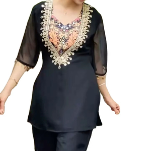 Los Estilos Más Atractivos y Novedosos en Georgette de Seda Bordada Multicolor, Salwar Kameez para Celebraciones Festivas y Uso en la Oficina - Product Image 1