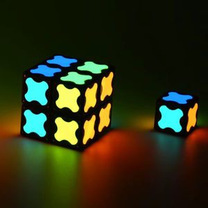 Магнитный кубик-трансформер 2x2 из пластика, игрушка-спиннер, блоки-трансформеры «Бесконечность», масштаб 1:36, развивающие игрушки STEAM, креативные подарки на день рождения для детей - Product Image 4