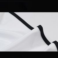 Cape de coupe de cheveux professionnelle de grande taille avec manches salon de coiffure tissu de traitement de l'huile imperméable Cape de coiffure personnalisée