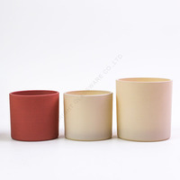Vente en gros de pots à bougies en verre rouge mat givré de qualité supérieure, personnalisés et luxueux, de 8 oz, 10 oz et 14 oz, avec couvercle et emballage en boîte