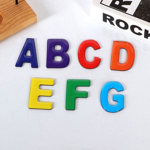 Abridores de Botellas Magnéticos Personalizados de Acrílico y Vidrio 3D de Calidad Económica con Logotipo - Product Image 2