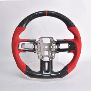 Volante de Fibra de Carbono en Forma de D para Ford Mustang GT/GT350/GT350R 2018-2021, Empuñadura de Cuero Perforado Blanco con Detalles - Product Image 6