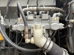 Excavadora HITACHI ZX 210LC 3 usada, horas de trabajo inferiores con componentes principales, incluido el motor de la bomba del motor sobre orugas - Product Image 5