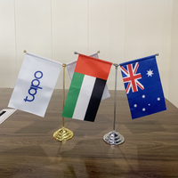 2024 gros bureau Logo personnalisé drapeau support en acier inoxydable pôle Table drapeaux Mini bureau intérieur décoratif bannière support