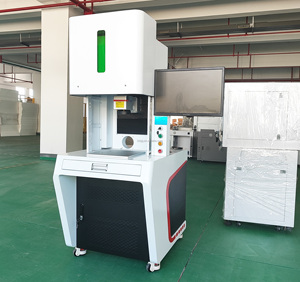 Máquina de Marcado Láser de Fibra Cerrada en Estado Nuevo para Lámparas Automotrices, Segura y Confiable, con Soporte para Formato Gráfico DXF AI - Product Image 2