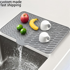 Tapete de Silicona Resistente al Calor para Secar Platos en la Encimera de la Cocina, Protector Antisalpicaduras para Fregadero con Diseño de Drenaje - Product Image 1