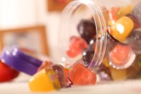 MINICRUSH 100pcs Mini pot de gelée de fruits, dessert en gelée de gélatine, emballage en pot rond, bonbons fruités sucrés