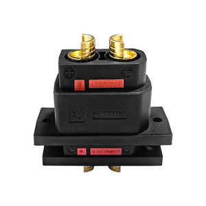 Conector Antichispas QS8-P-U con Placa de Montaje para Actualización de Baterías de Drones FPV y Bicicletas Eléctricas (130A-180A) - Product Image 4