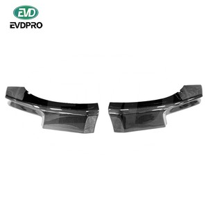 Pour Lexus RC F USC 10 2014-2018, séparateurs de pare-chocs arrière en fibre de carbone style Artisan Spirit - Product Image 1