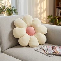 Coussin de voiture personnalisé en forme de marguerite Tatami, coussin court en peluche en forme de tournesol, oreiller à câliner en coton PP, décoration de canapé à domicile