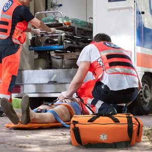 Muestra gratis Fuente de fábrica Venta caliente Liberación rápida Primeros auxilios para Kit Médico Camping Caza Accesorios para supervivencia al aire libre - Product Image 6