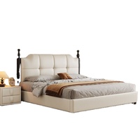 Modernes Vintage Öko-Freundliches Gepolstertes Plattformbett mit Stauraum, Hohen Pfosten, Gestepptem PU-Leder-Kopfteil und Massivholz-Basis aus Kiefernholz