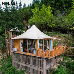 <span class=keywords><strong>Nueva</strong></span> tienda Glamping de lujo Villa <span class=keywords><strong>Chalet</strong></span> Four-Season Single Large Square PVC Safari Carpa Dos puertas Postes de aluminio Colocación en el techo - Product Image 1