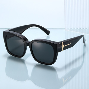 <b>Sunglasses</b> Black PC Frame TAC Lens UV400 Protection Unisex Driving Sunshades Type 3 - Product Image 1