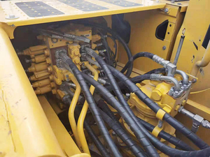 Pre Owned Komatsu PC240LC-8 24 Ton Hydraulic Earthmoving Machine with Motor & <b>Pump</b> Low Hours Original Parts - Product Image 6