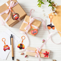 Porte-clés en caoutchouc de dessin animé avec mousqueton, tendance, durable, léger, personnalisé, imprimé UV, promotionnel, cadeaux pour festivals d'automne, pour sac à dos