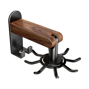 Estante de cocina de madera de nogal para montar en la pared con soporte giratorio para espátulas y almacenamiento para tablas de cortar para un espacio de cocina organizado. - Product Image 5