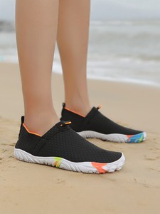 Zapatos Casuales de Playa de Talla Grande con Corte de Una Sola Pieza, Nuevos, de Malla Transpirable, con Suela Suave y Cierre Deslizante para Actividades de Verano al Aire Libre - Product Image 2