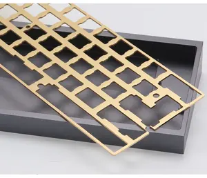 OEM 전체 맞춤형 금속 알루마이트 CNC 알루미늄 기계식 키보드 케이스 64 키 60% 키보드 케이스