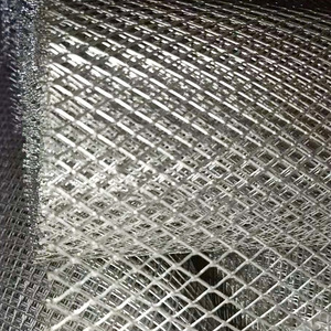 Ứng dụng của 304 thép không gỉ kiến trúc kim cương đục lỗ lọc kim loại thép tấm kéo lưới trong màn hình hàng rào trang trại - Product Image 4